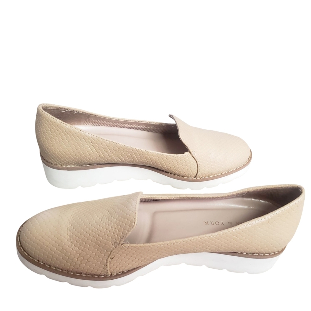 Preston & York Loafer Womens 6.5 Hannah Tan Snake Embossed Shoes Leather Loafers - Picture 2 of 13